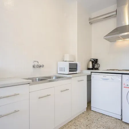 - Nº 10 דירה אמפוריבראבה